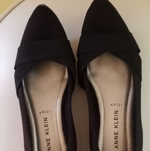 Anne Klein Flex Flats Stretch Fabric size 8